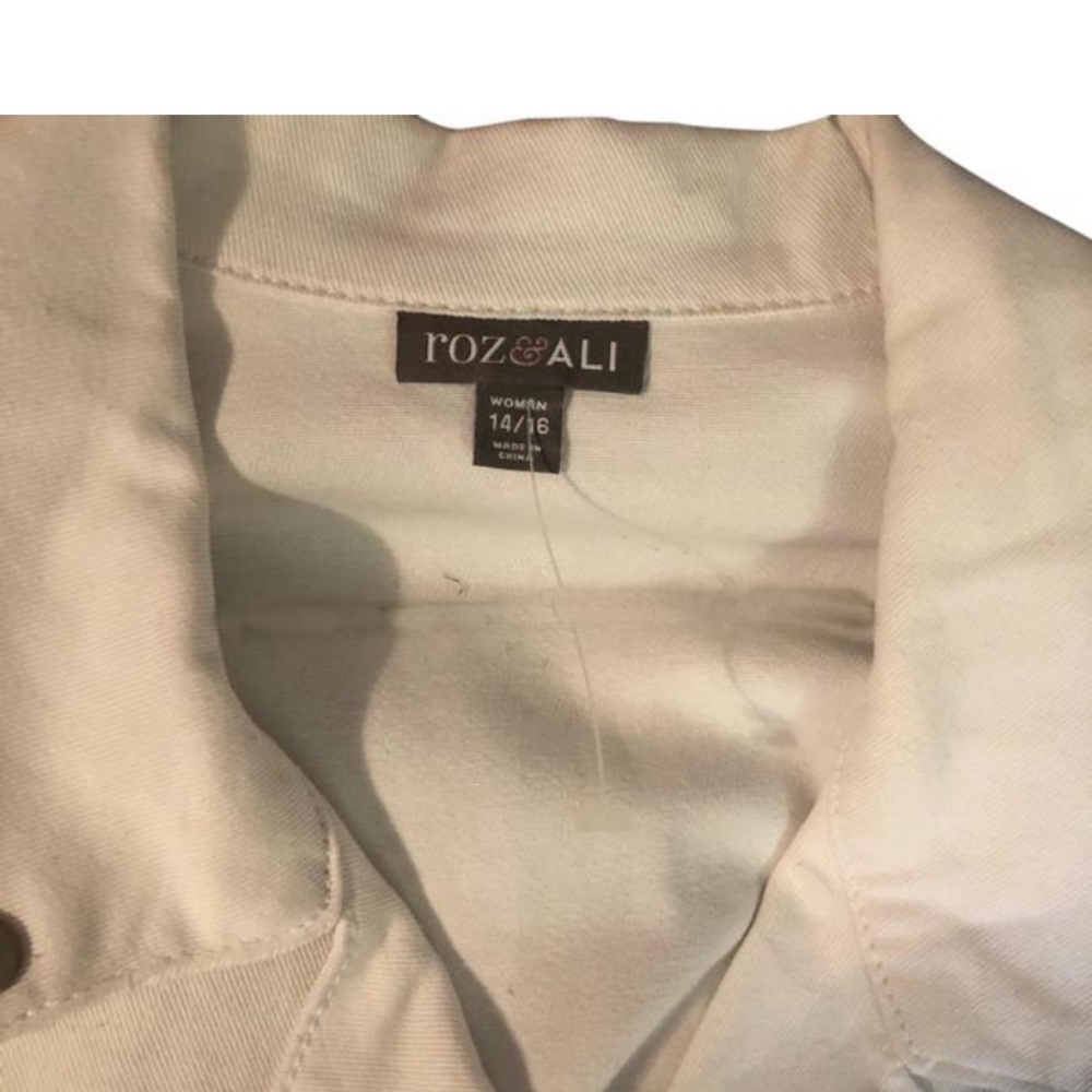 Roz & Ali white jacket
